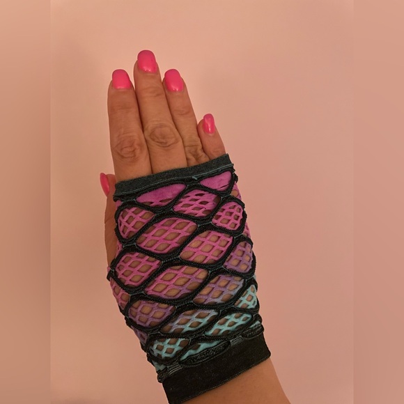 Multicolor Fishnet Fingerless Gloves - Picture 1 of 3